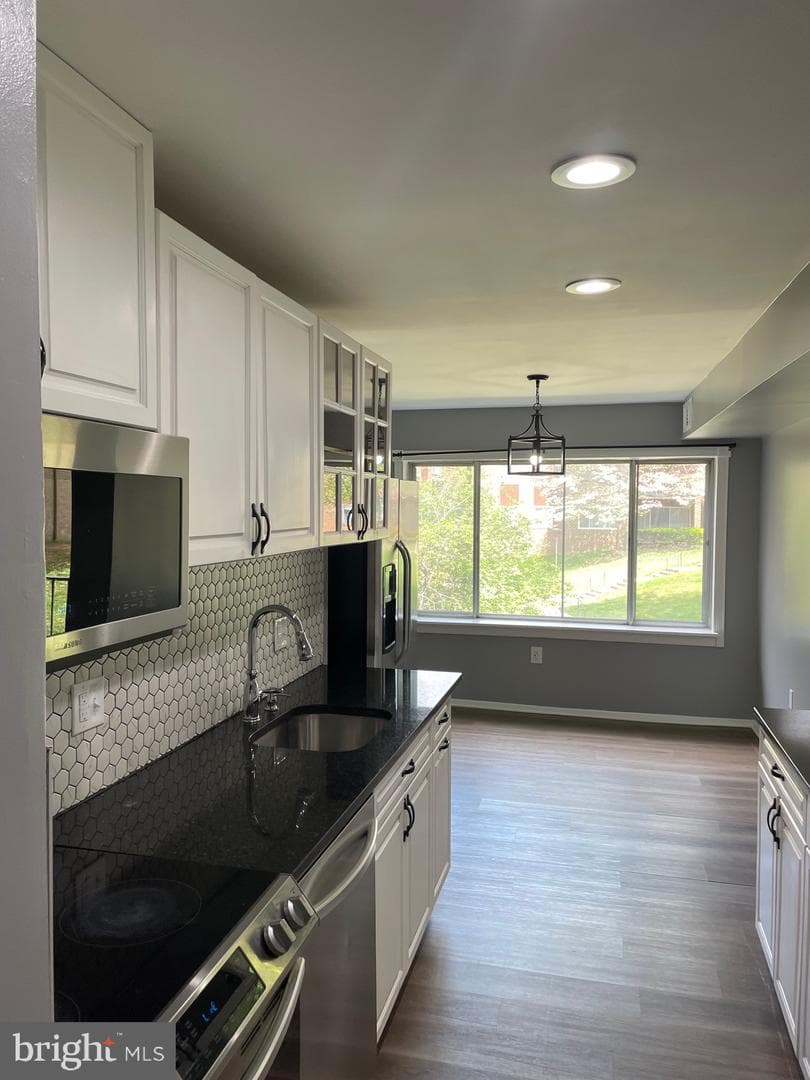 444 Girard Street #293 photo 11