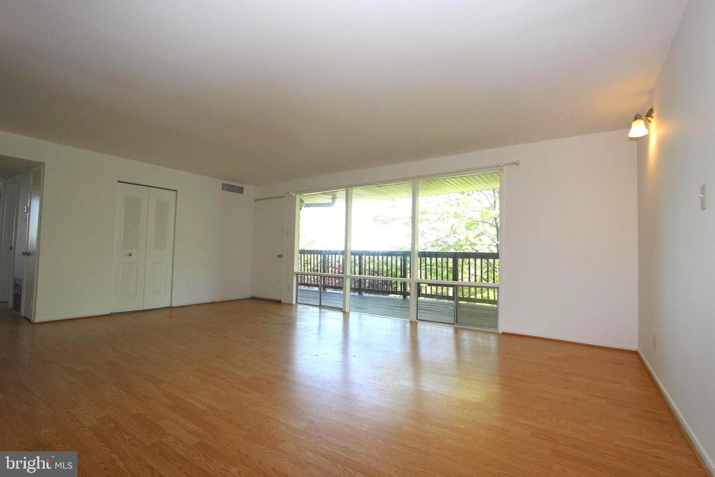 160 Talbott Street #205 photo 4