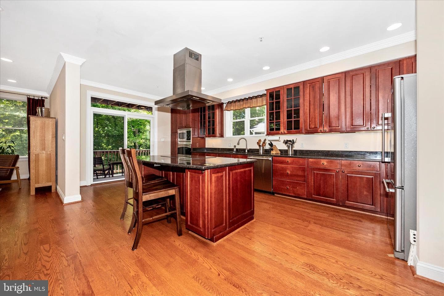 10502 Parkwood Drive photo 8