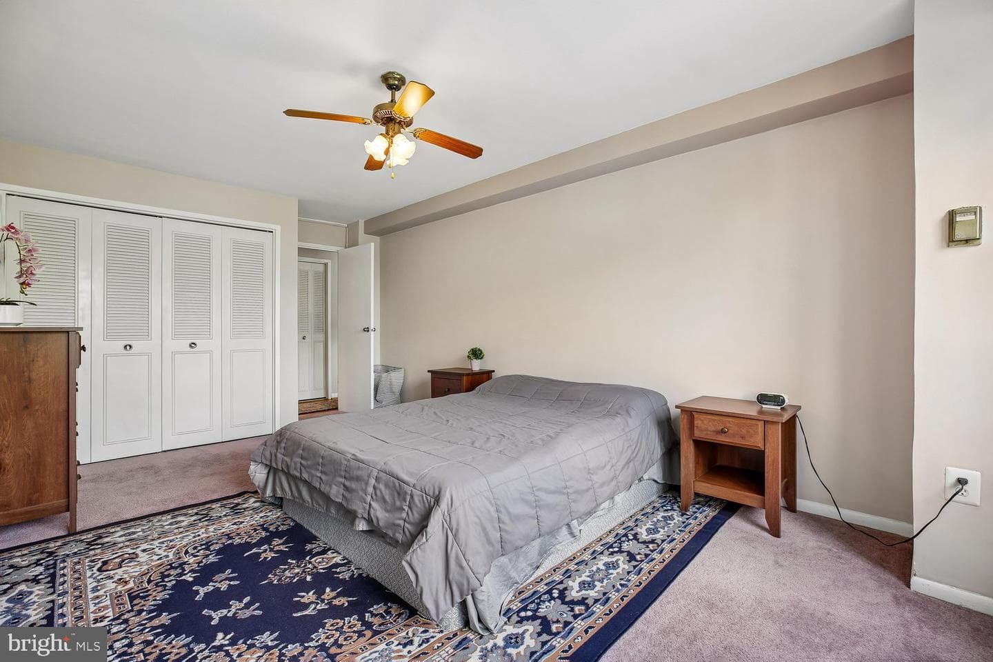 10201 Grosvenor Place #414 photo 14