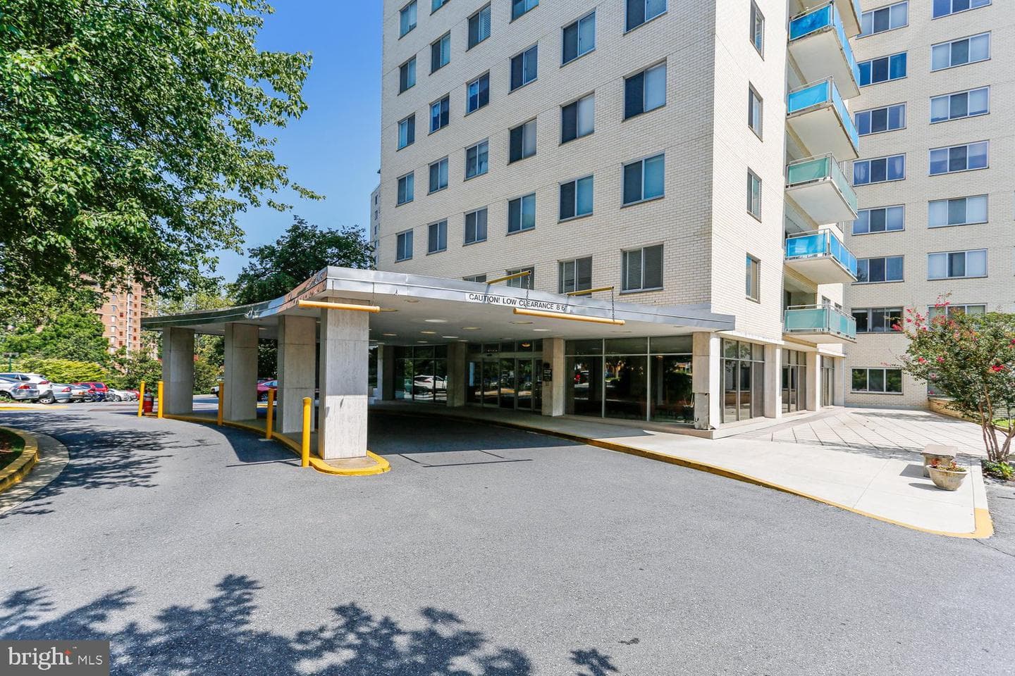 10201 Grosvenor Place #414 photo 26
