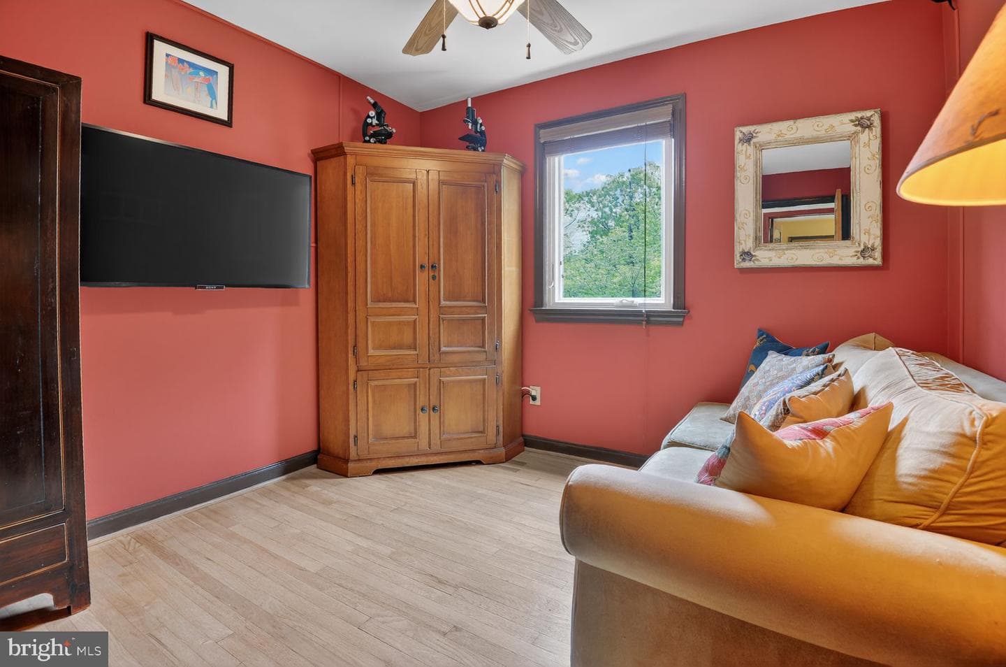 5505 Mckinley Street photo 18