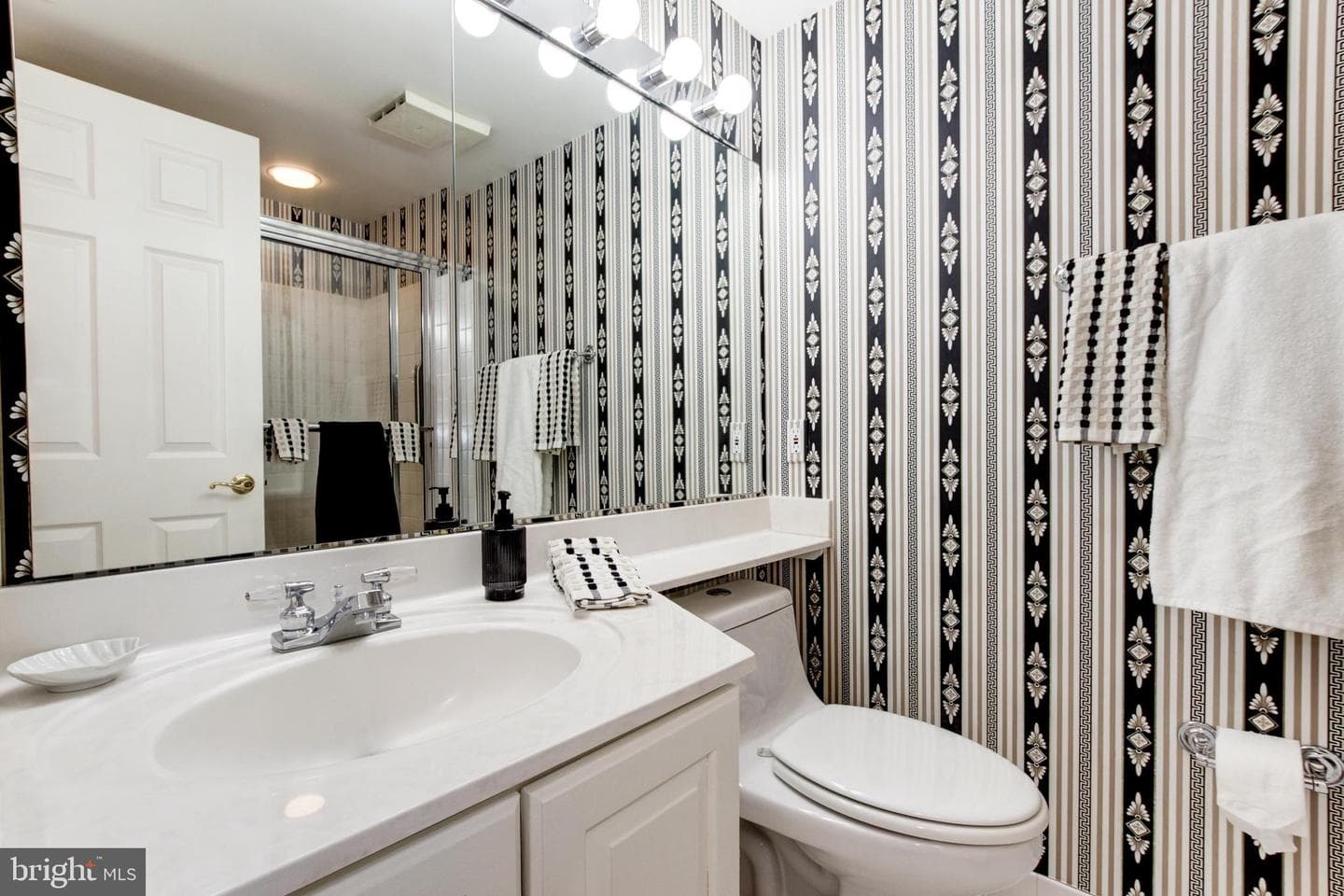 5809 Nicholson Lane #1116 photo 23