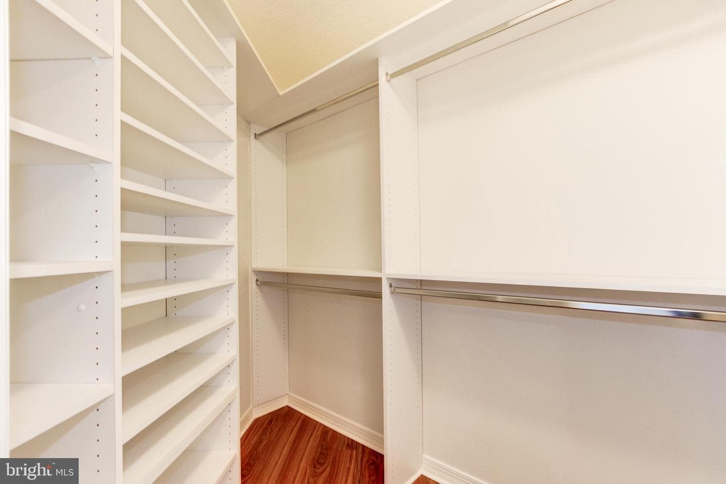 5809 Nicholson Lane #1116 photo 29