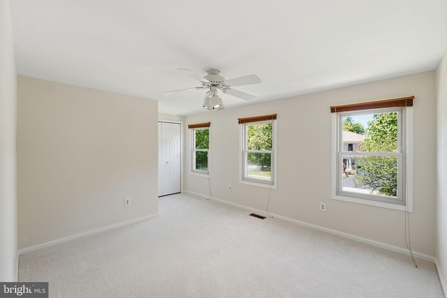 4120 Sandcastle Lane photo 16