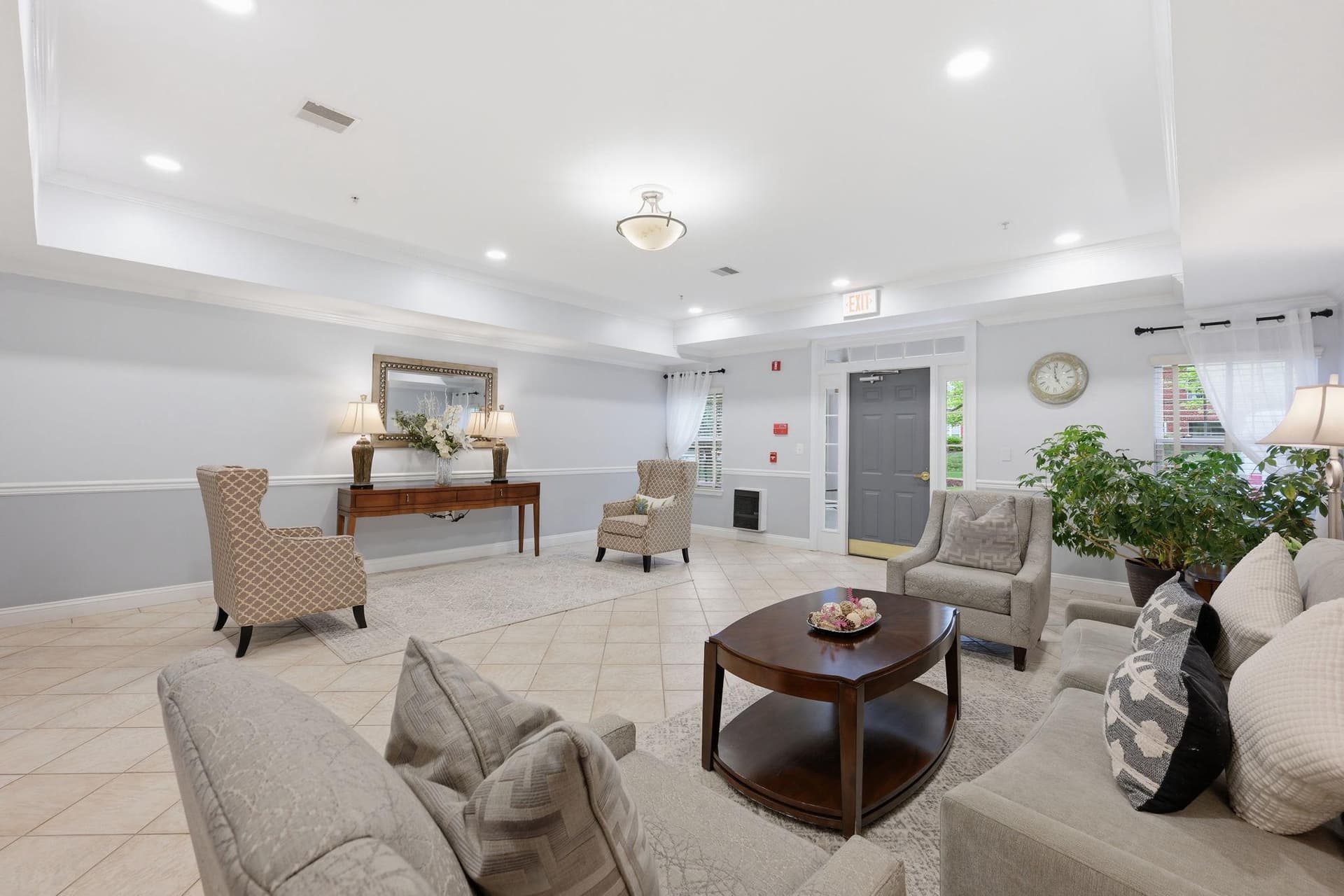 502 King Farm #206 photo 3
