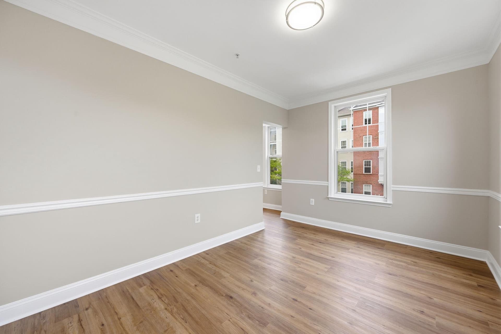 502 King Farm #206 photo 9