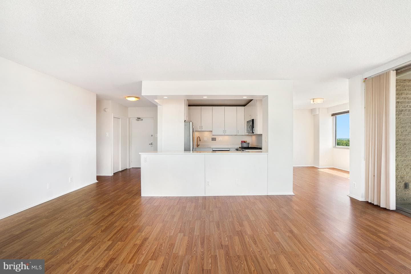 5500 Friendship Blvd # 2017N photo 14
