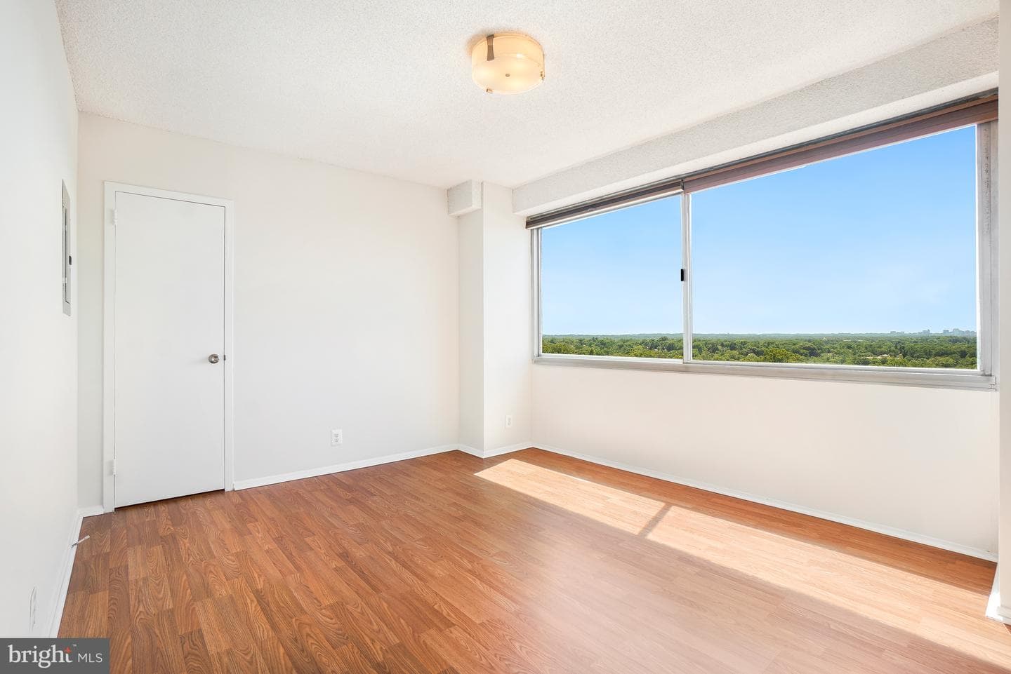5500 Friendship Blvd # 2017N photo 21
