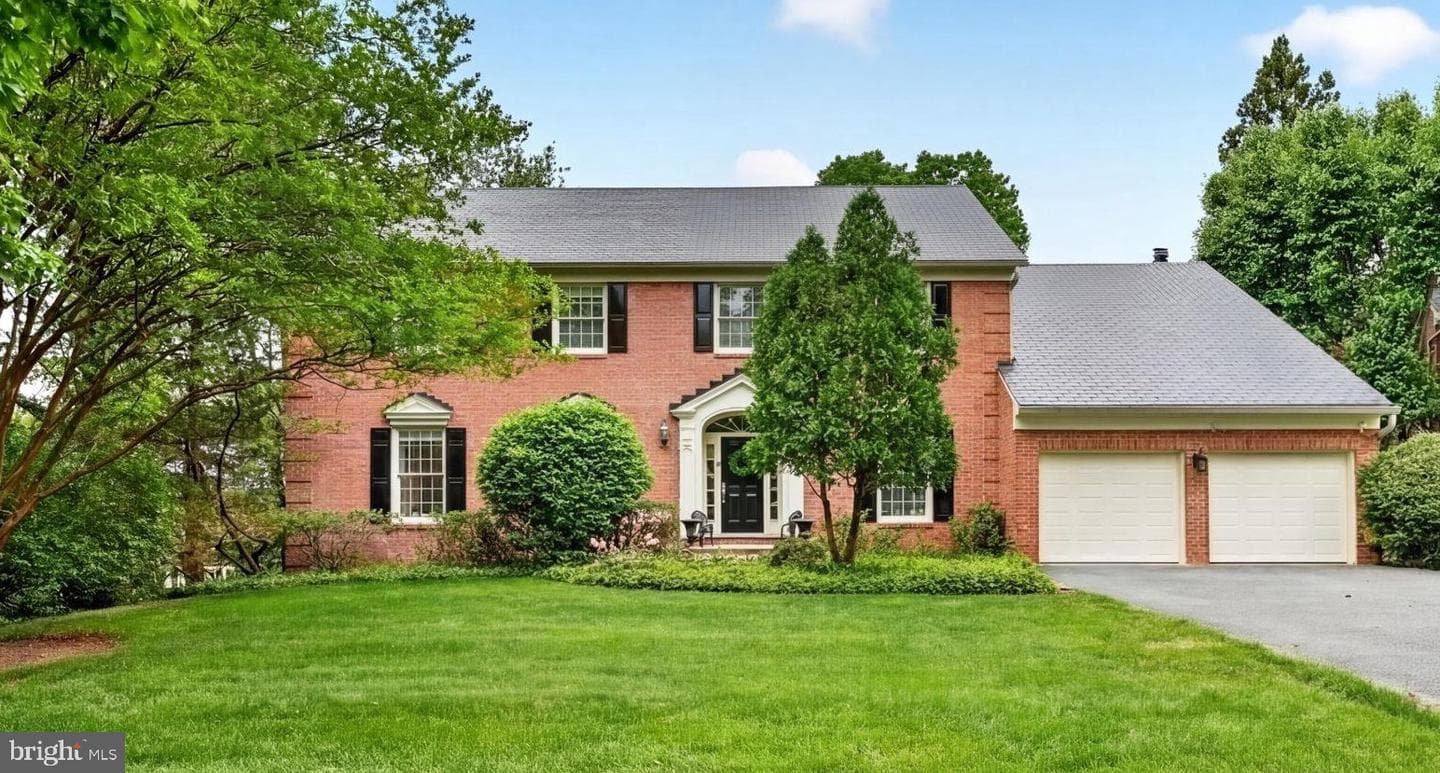 9720 Avenel Farm Drive, Potomac