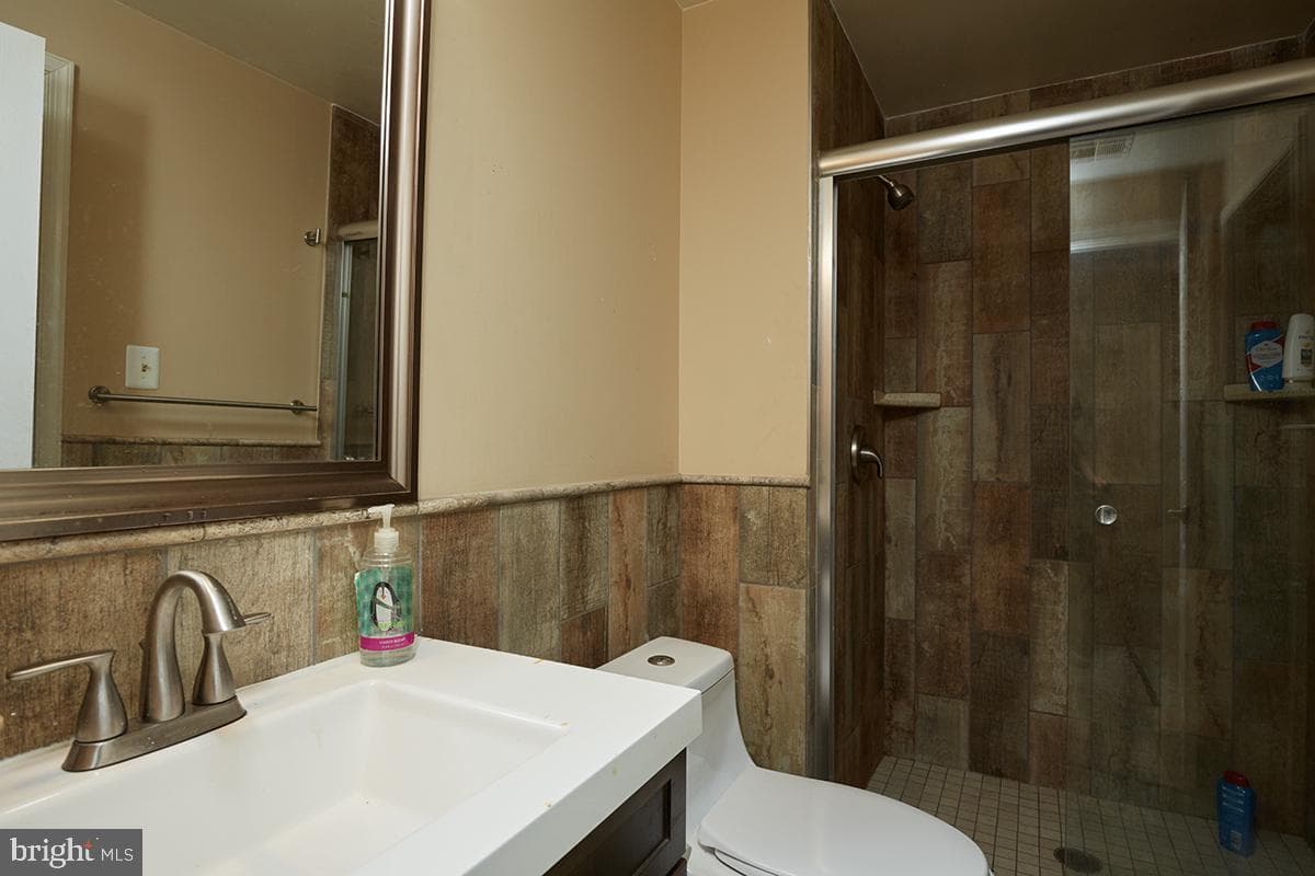 9720 Avenel Farm Drive photo 43