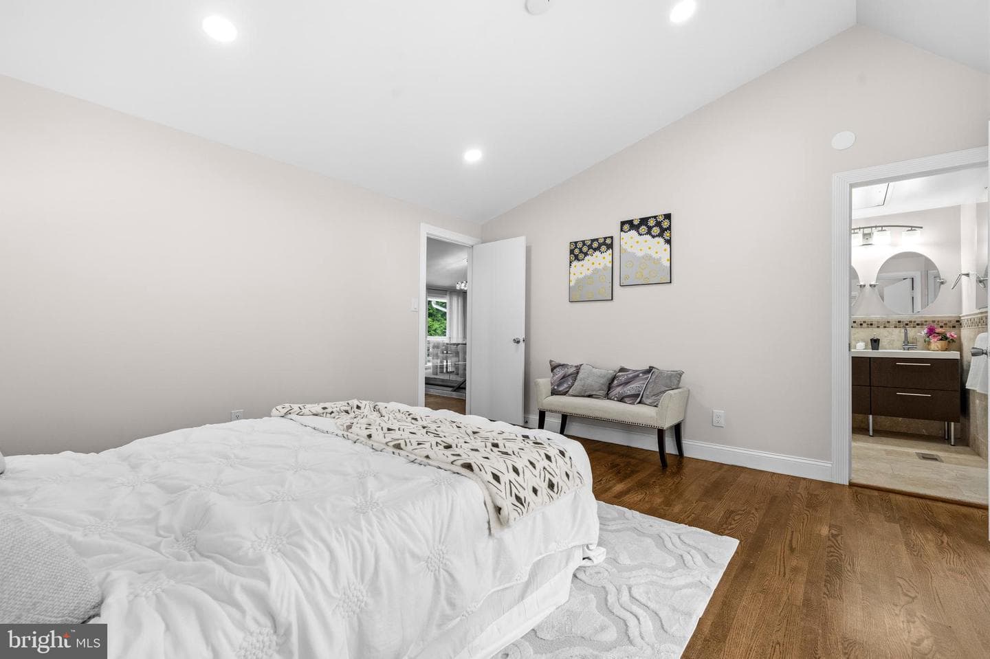 9416 Holbrook Lane photo 21