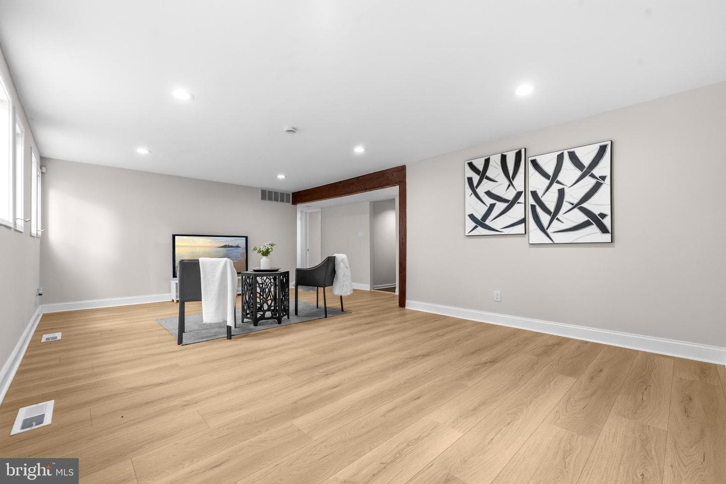 9416 Holbrook Lane photo 31