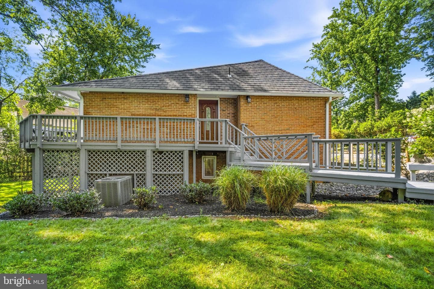 9416 Holbrook Lane photo 48