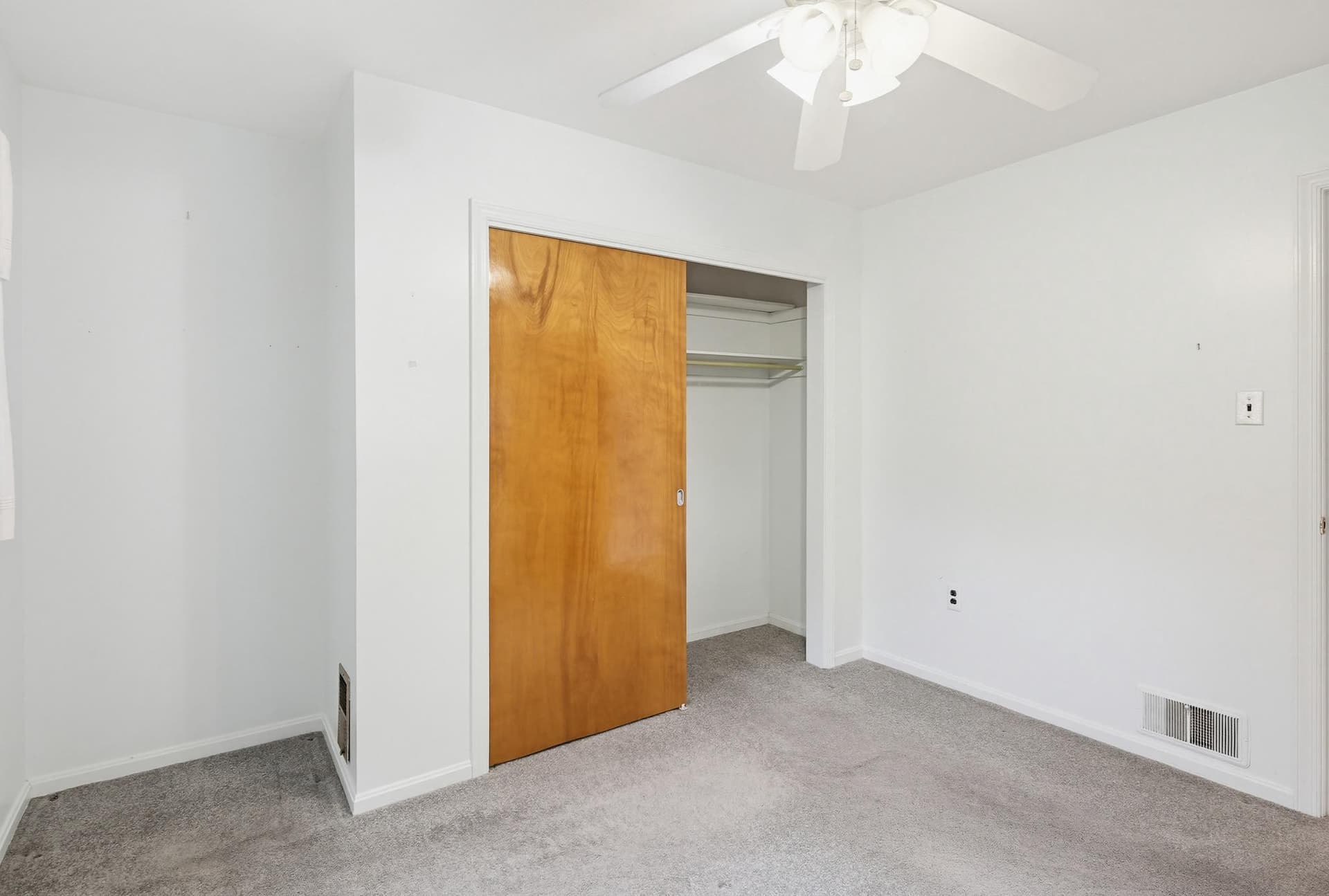 12007 Saint Dunston Lane photo 14