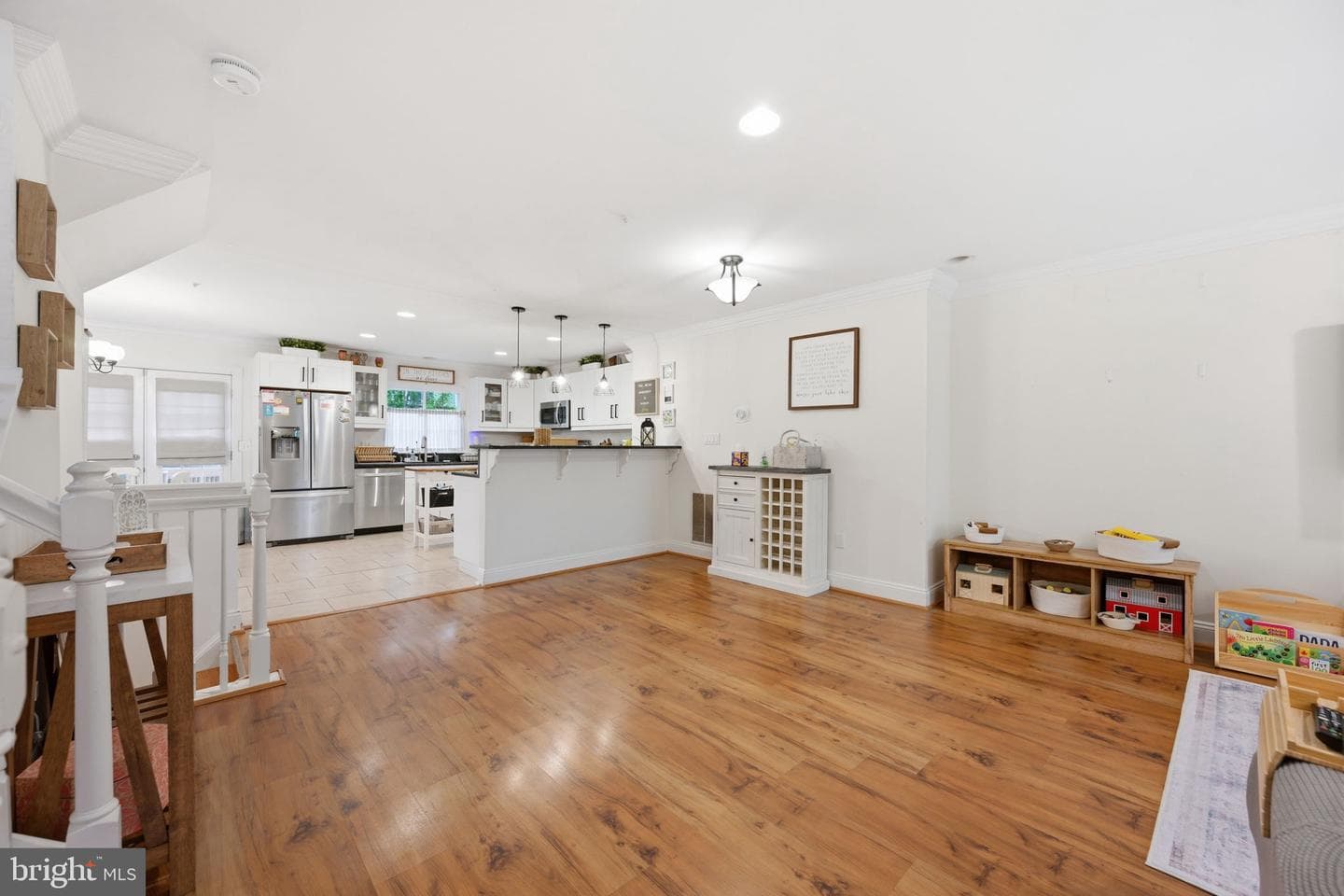 2355 Massanutten Drive photo 2