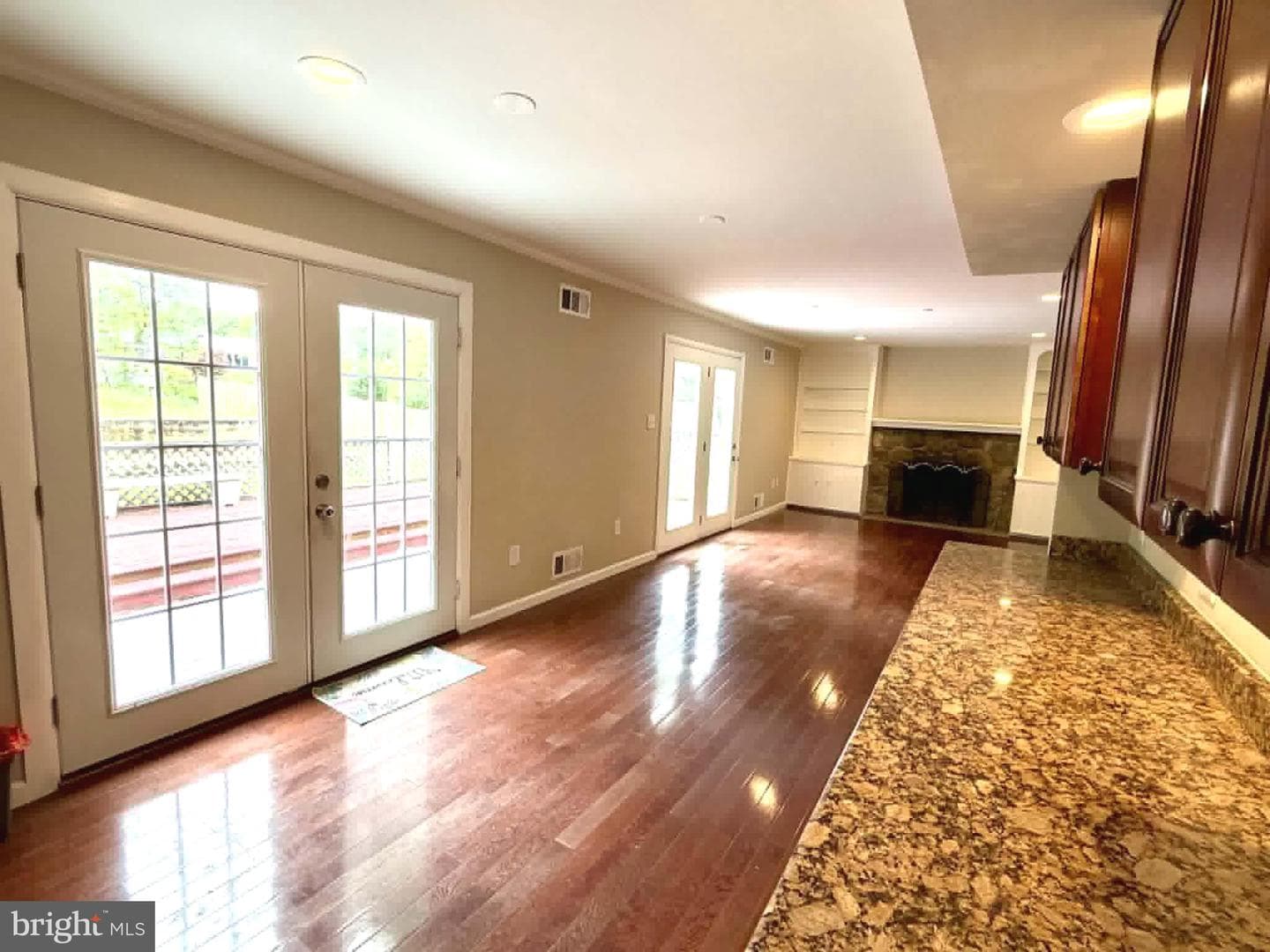 13608 Creekside photo 13