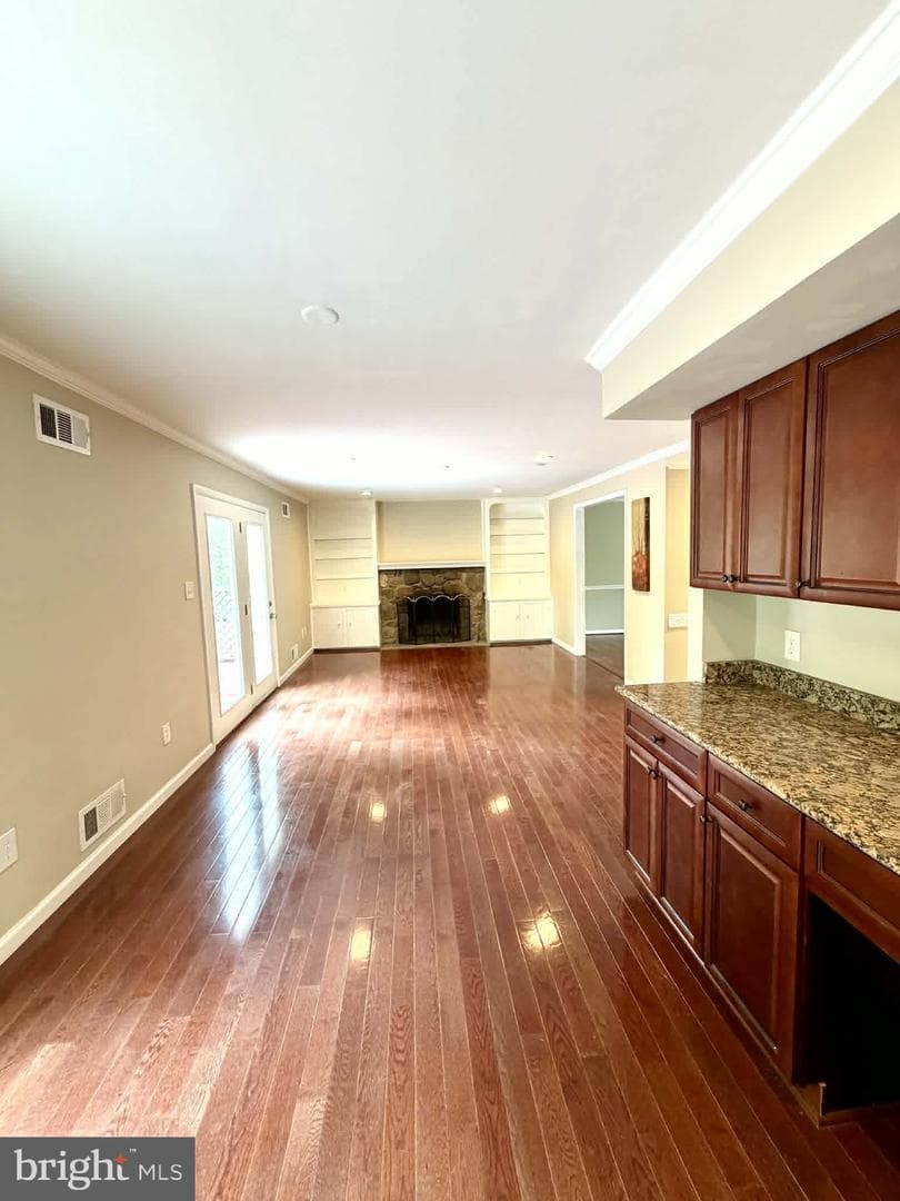 13608 Creekside photo 14