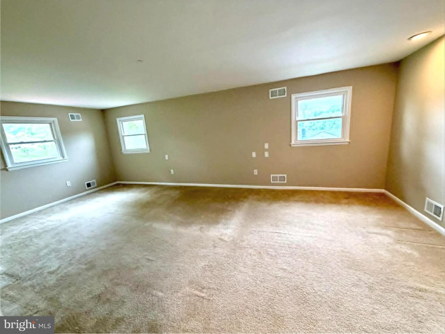13608 Creekside photo 21