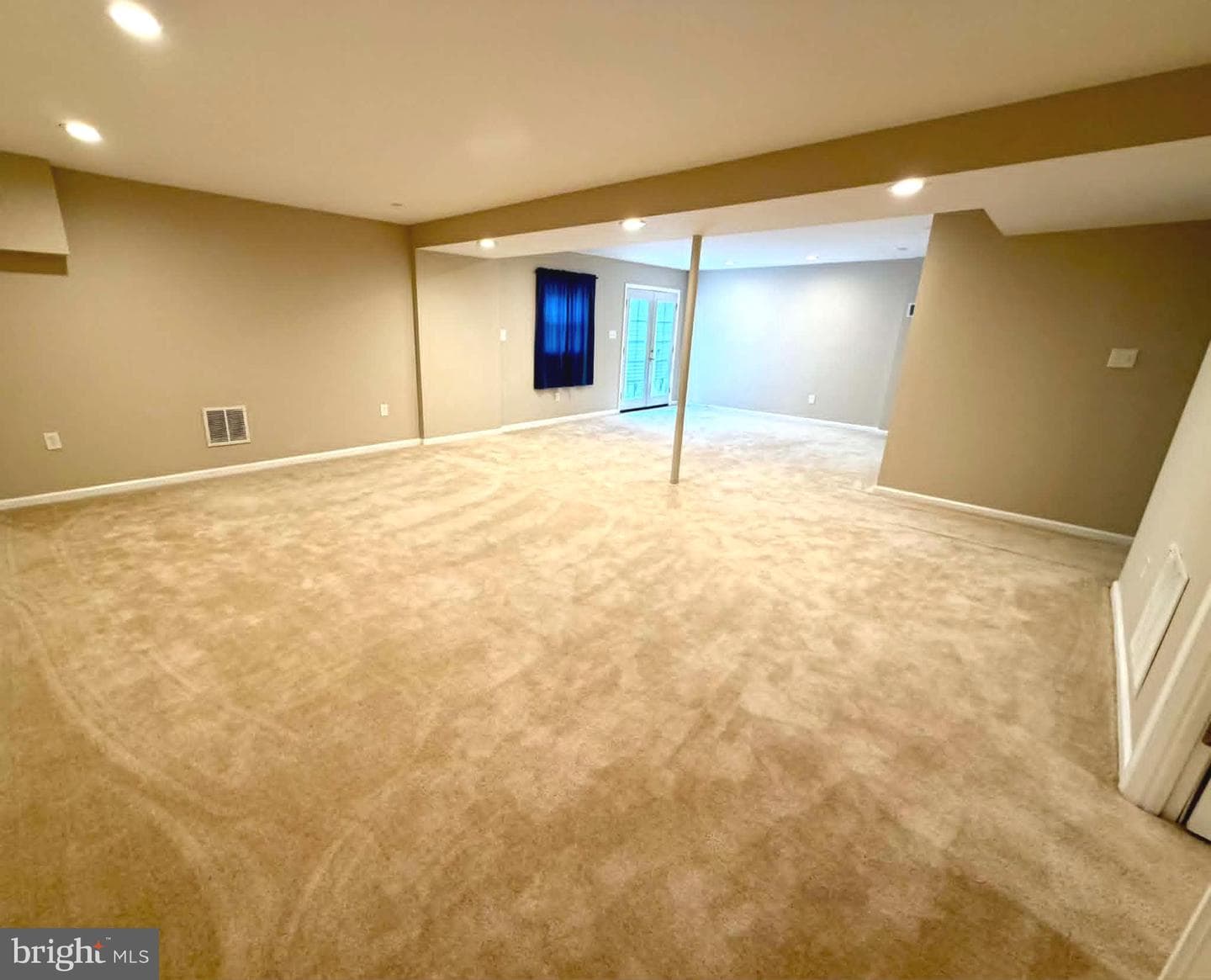 13608 Creekside photo 31