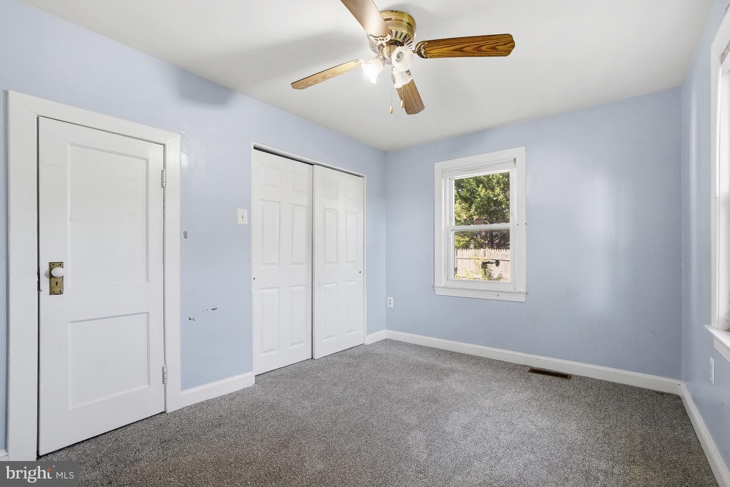 102 N Horners Lane photo 19