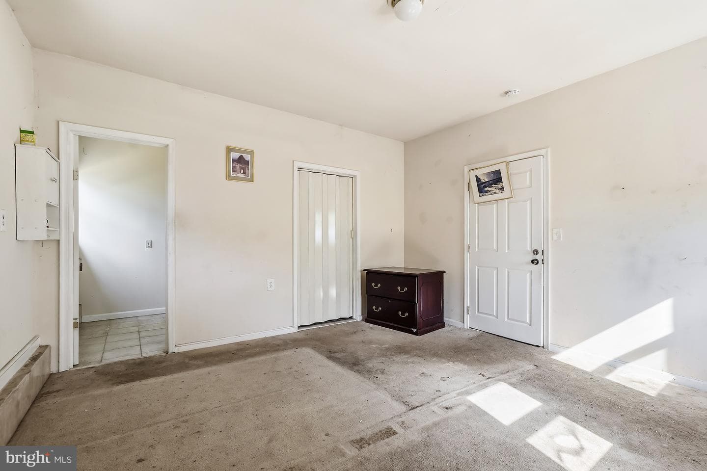 102 N Horners Lane photo 23