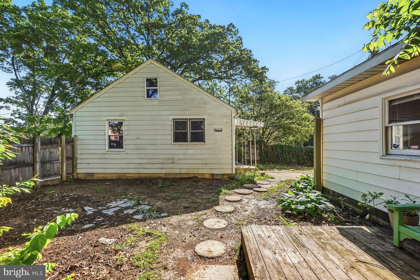 102 N Horners Lane photo 29