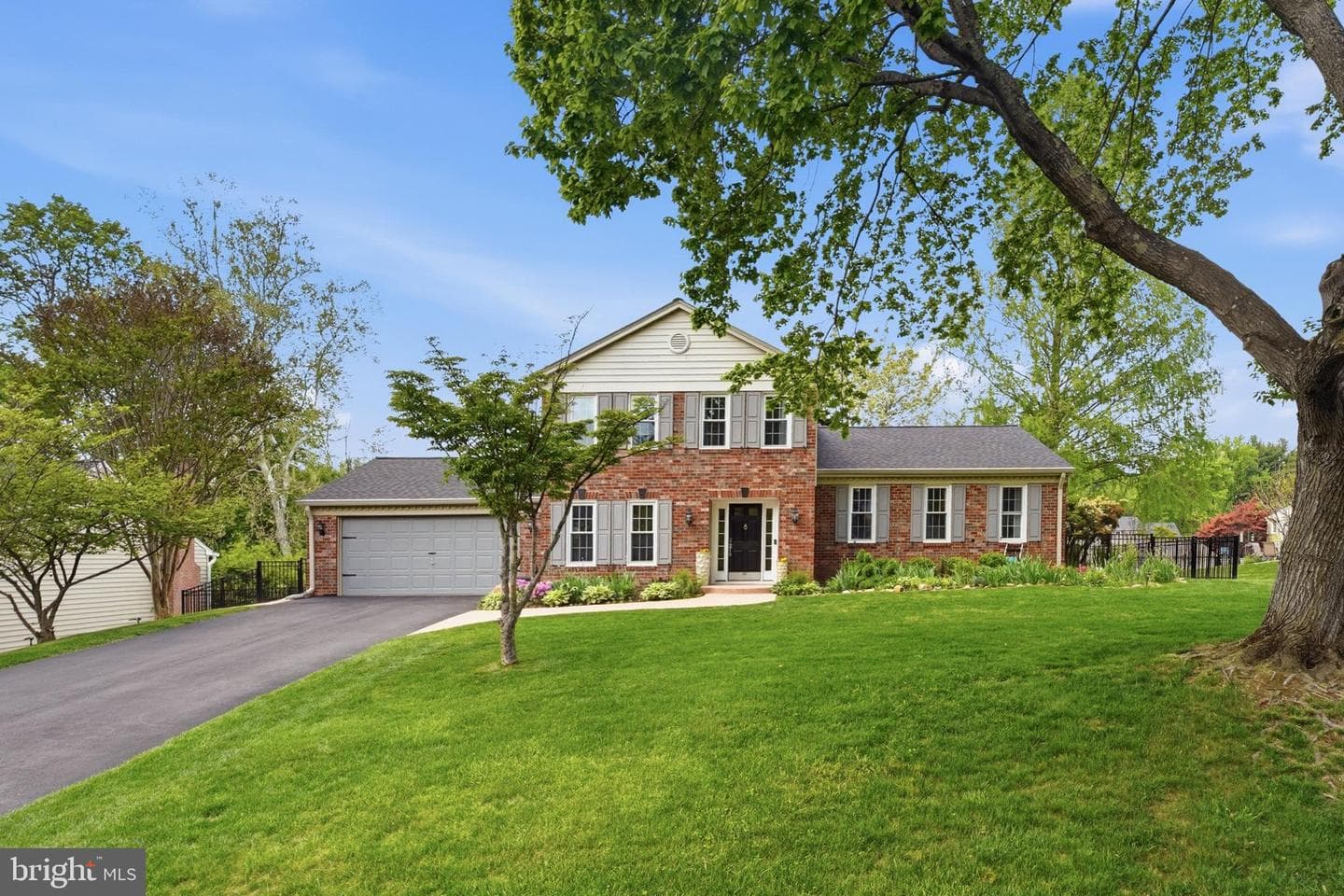 15108 Centergate Drive photo 2