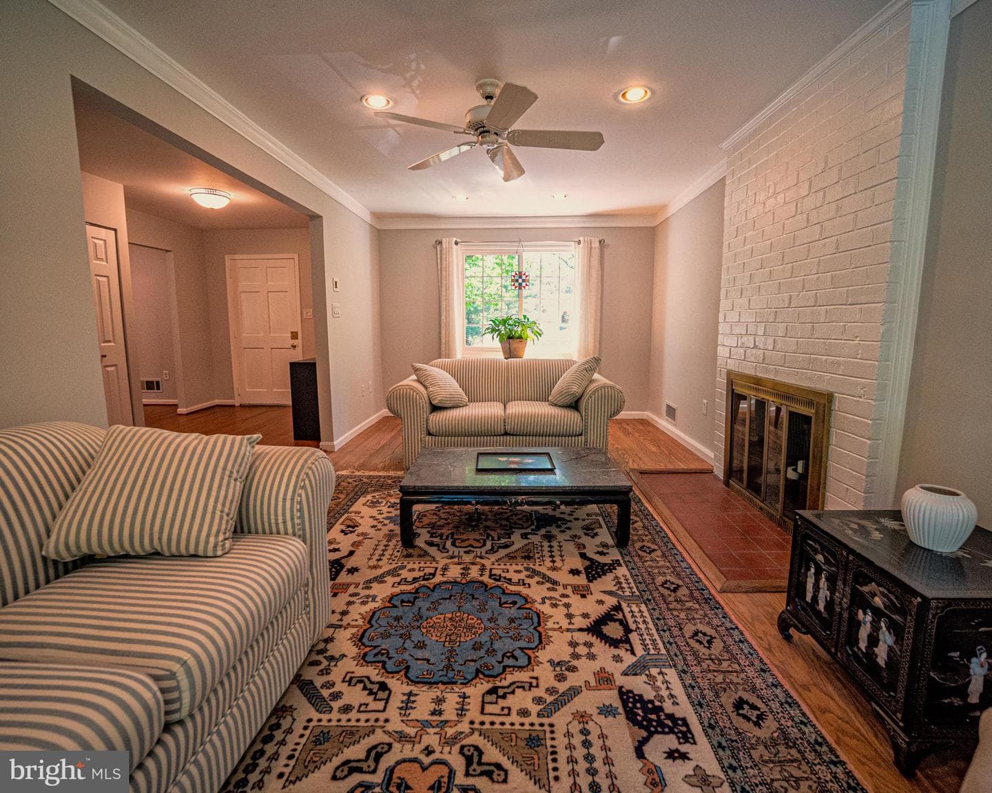 15 Grovepoint Court, Rockville