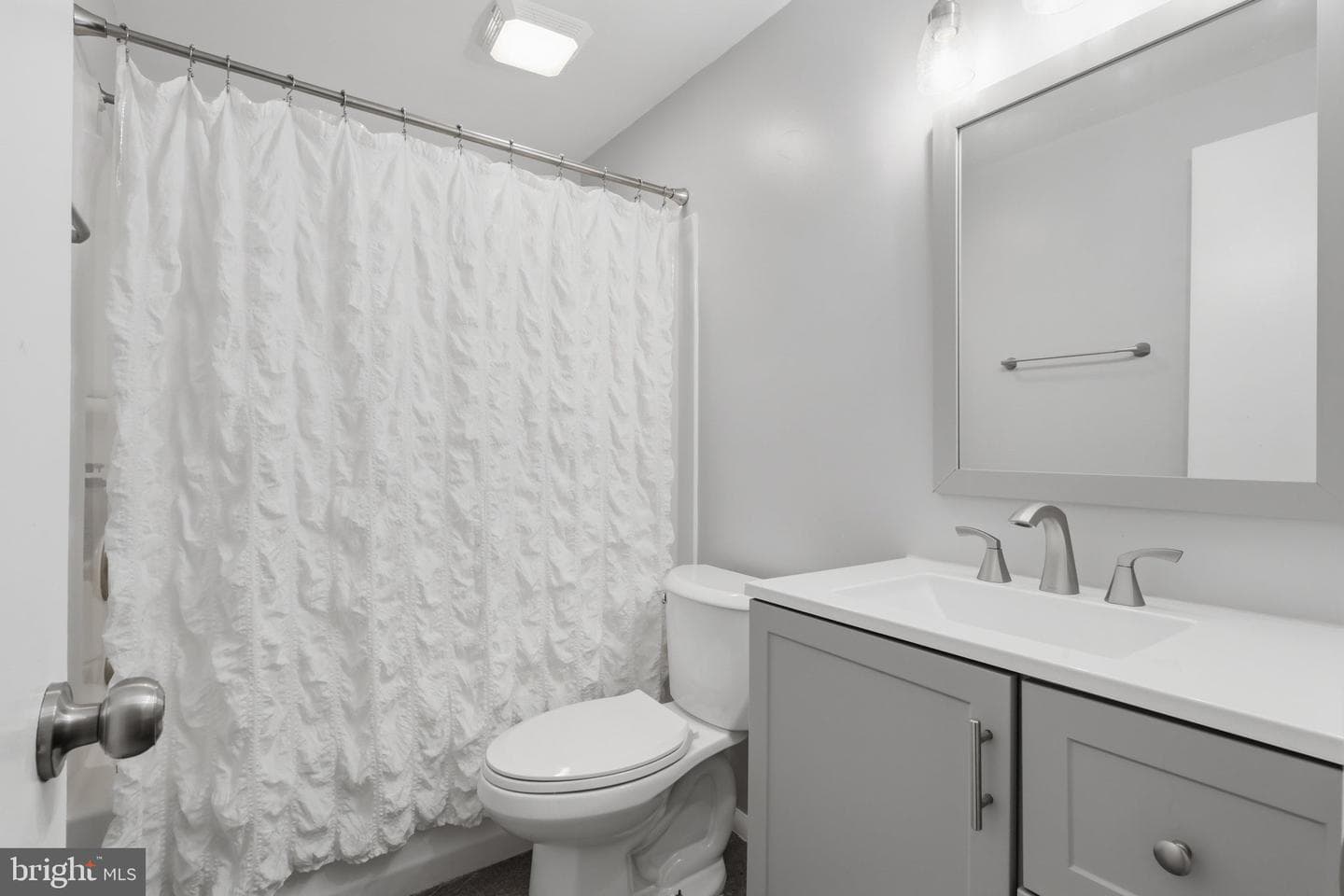 18110 Chalet Drive #104 photo 52