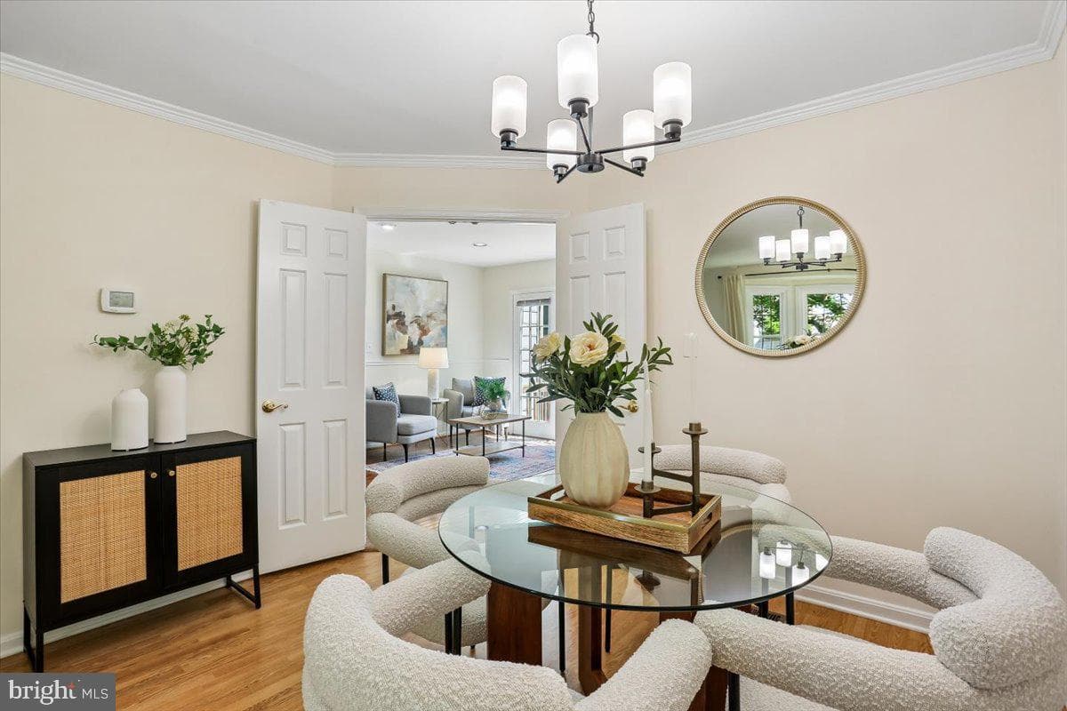 9 Fountain Valley Court photo 6
