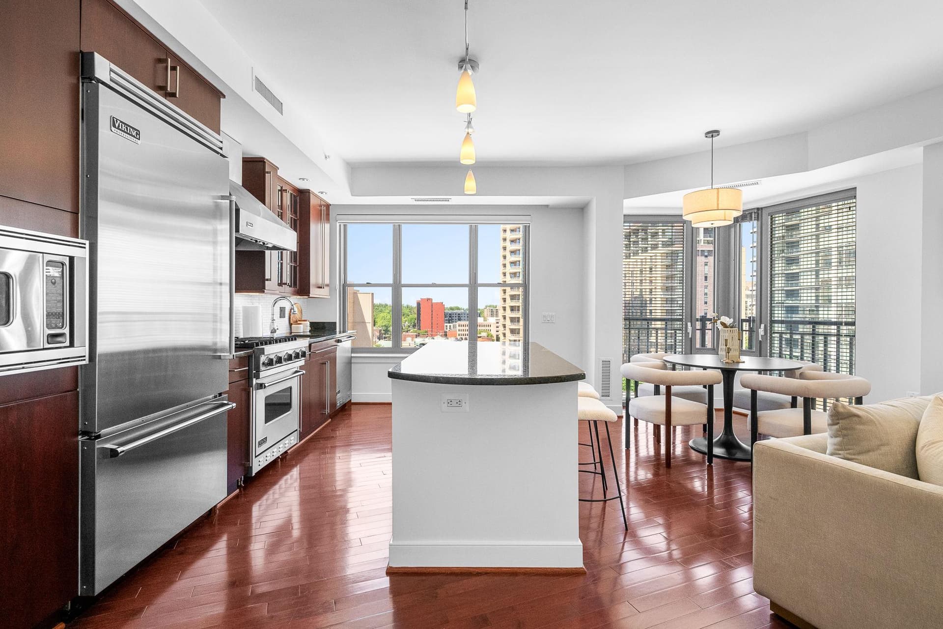 7710 Woodmont Avenue #1011 photo 28