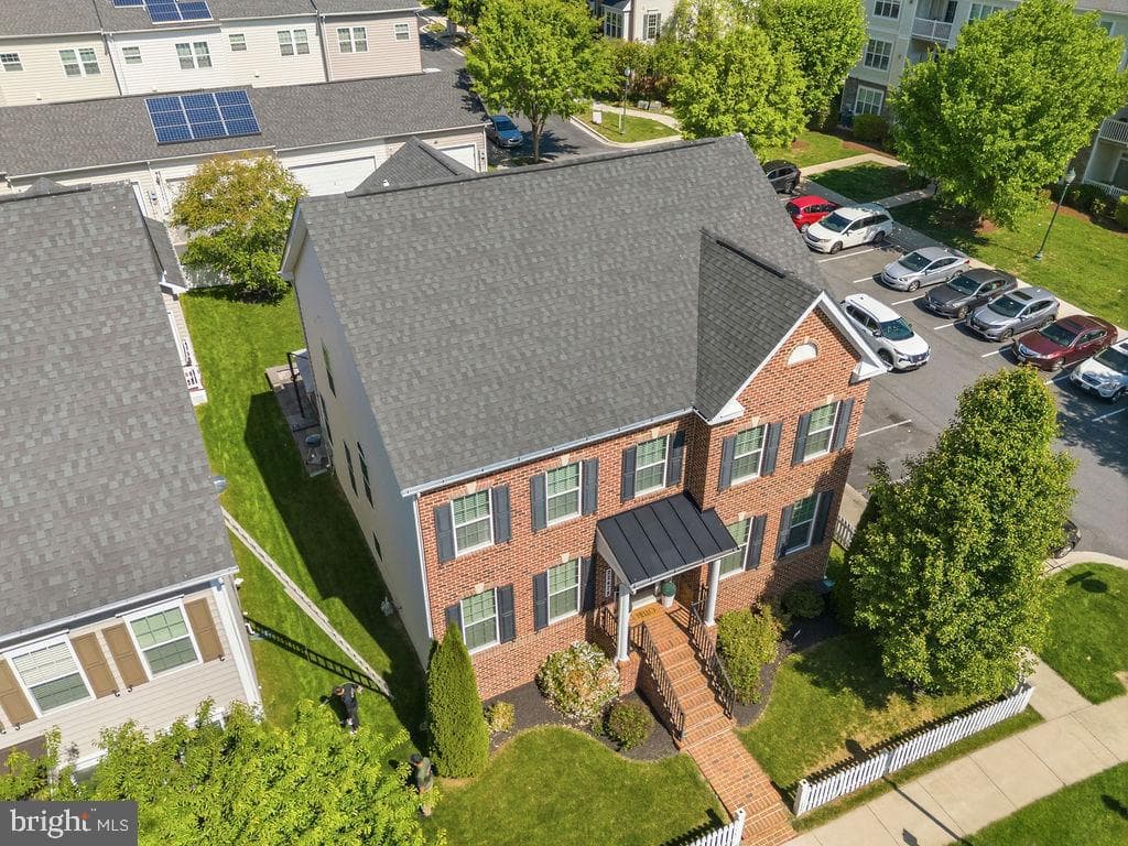 22478 Winding Woods Way photo 3