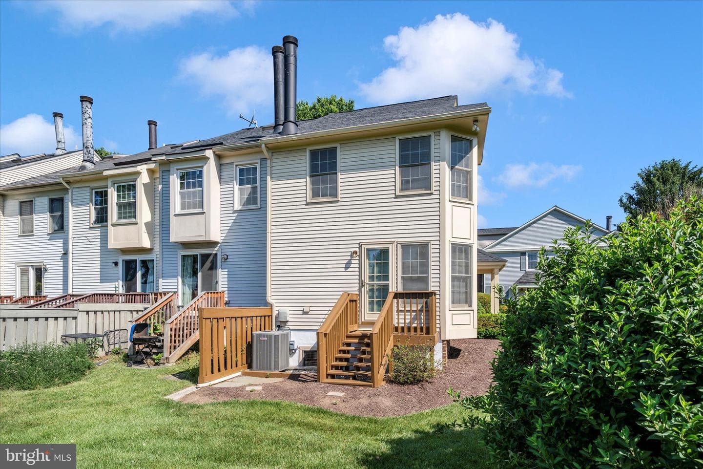 20200 Ravensdale Court photo 35