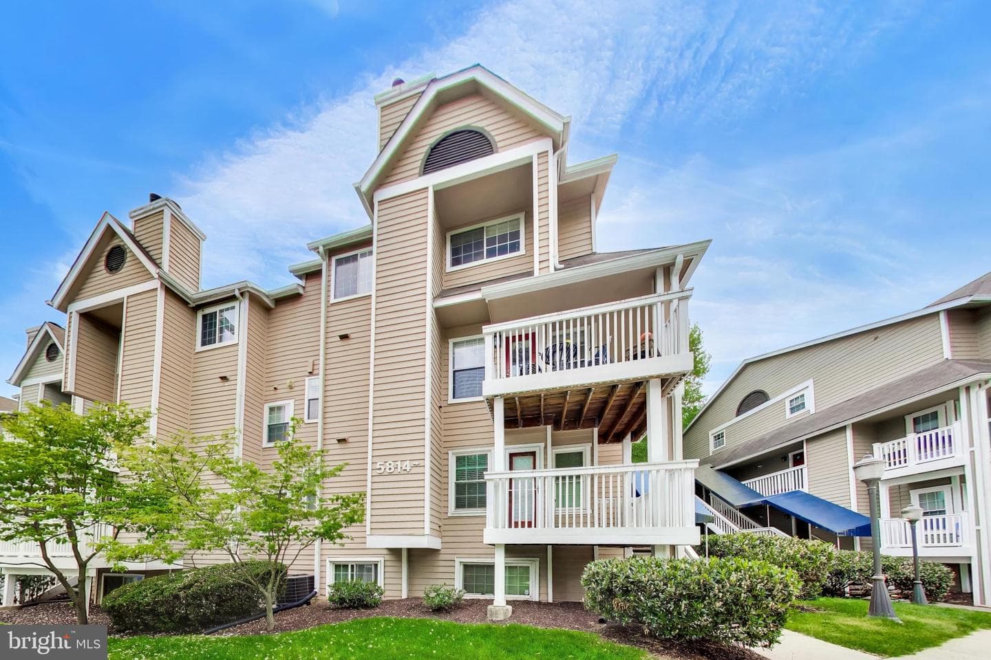 5814 Inman Park Circle #220, Rockville