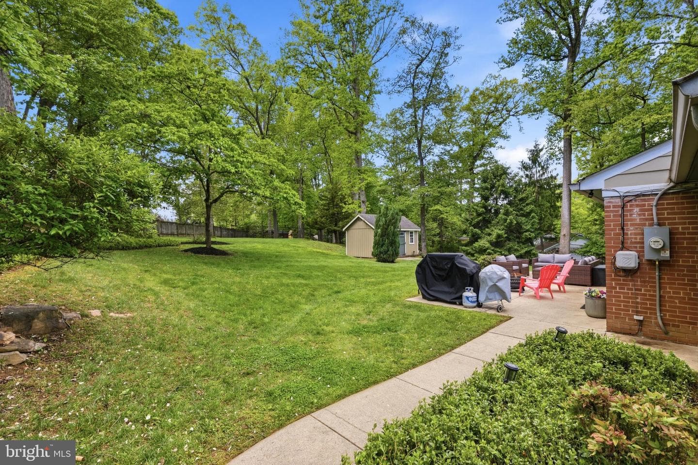 111 Lillian Lane photo 31