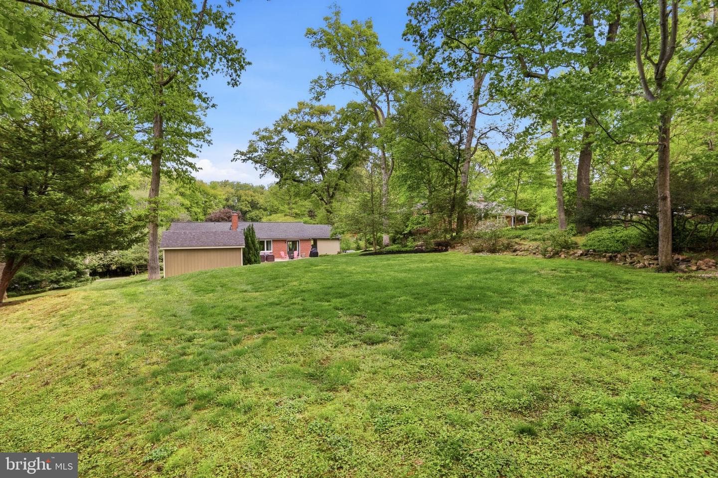 111 Lillian Lane photo 34