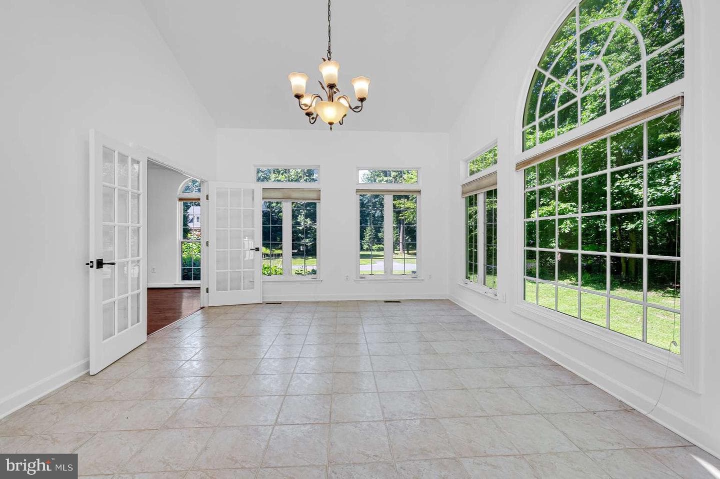 19213 Sherwood Green Way photo 21