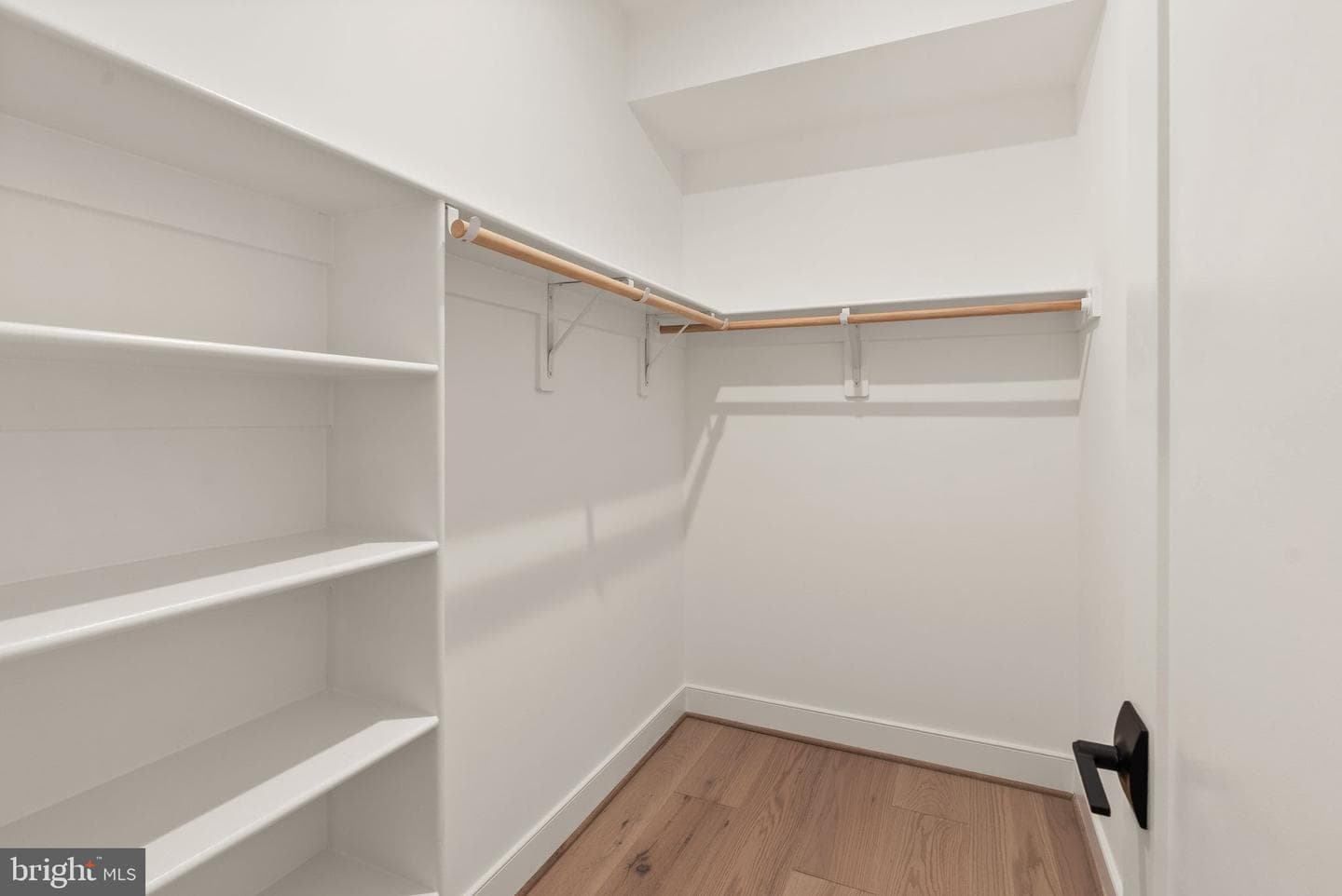 7215 Barnett Road photo 30
