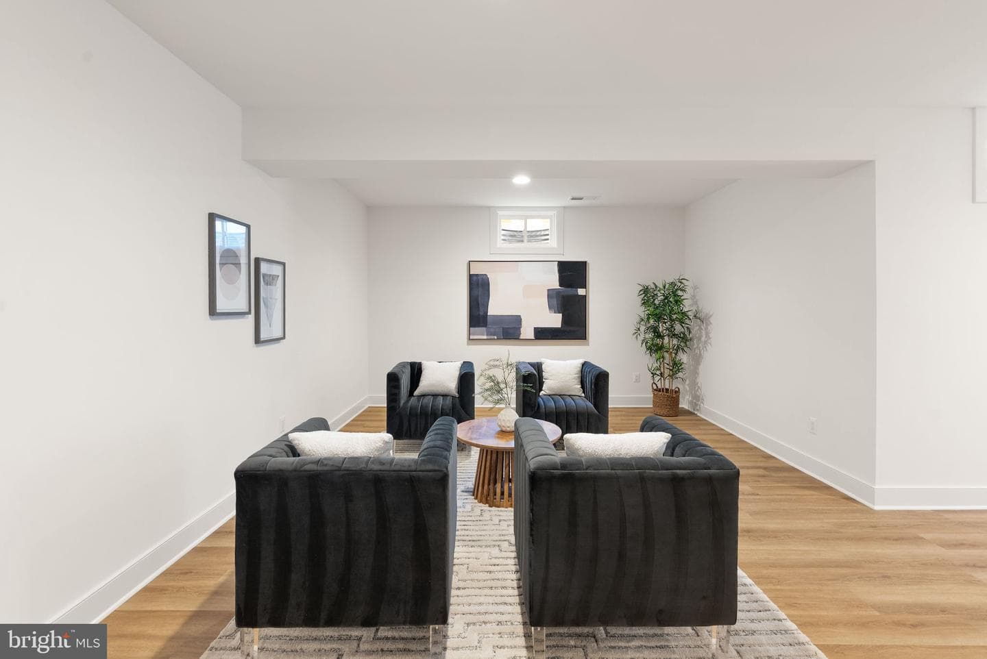 7215 Barnett Road photo 37