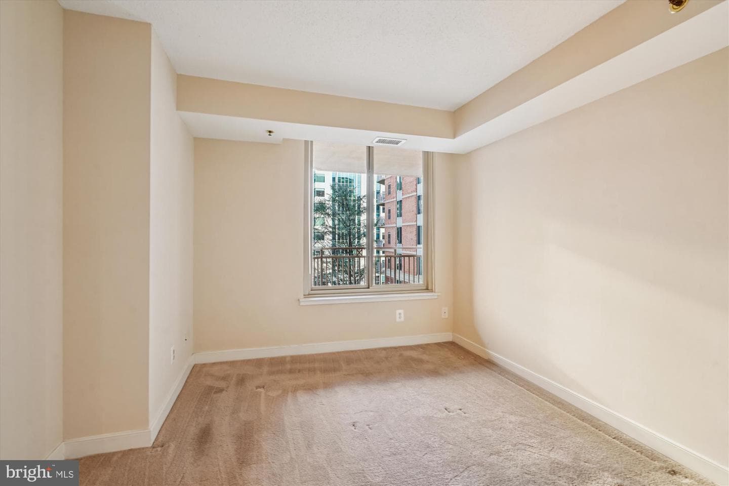 7500 Woodmont Avenue #s512 photo 10