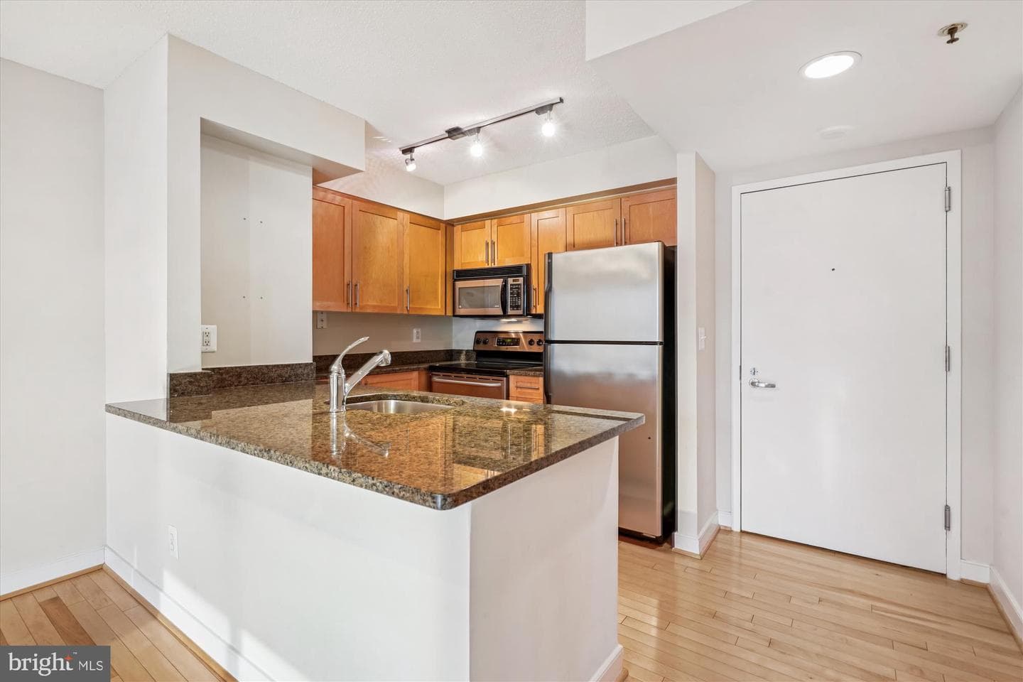 7500 Woodmont Avenue #s512 photo 8