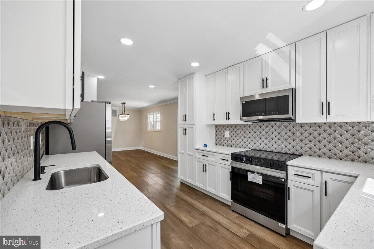 24321 Log House Road photo 20