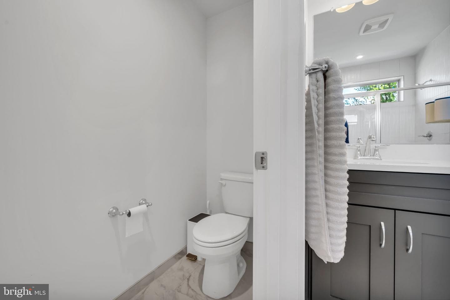 5002 Oakmoore Drive photo 41