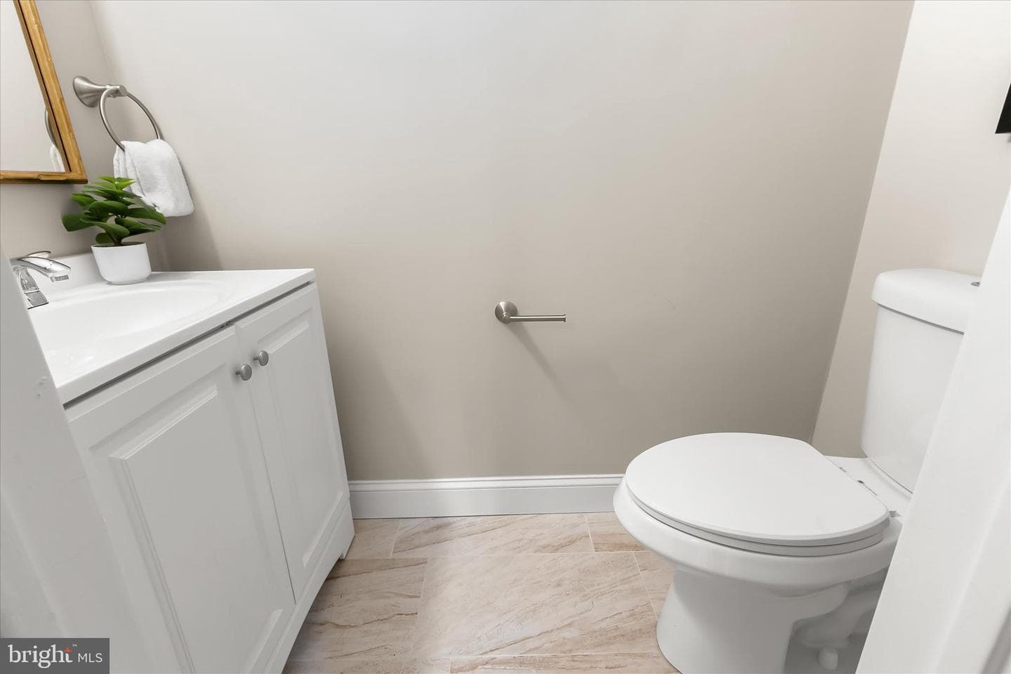 13523 Hamlet Square Court photo 31