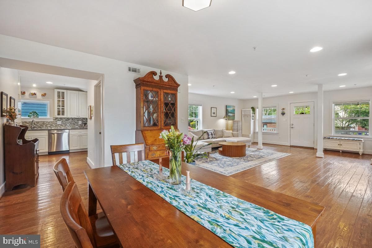 6425 4th Avenue photo 8