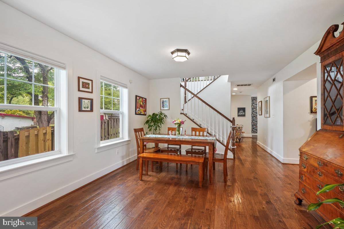 6425 4th Avenue photo 9