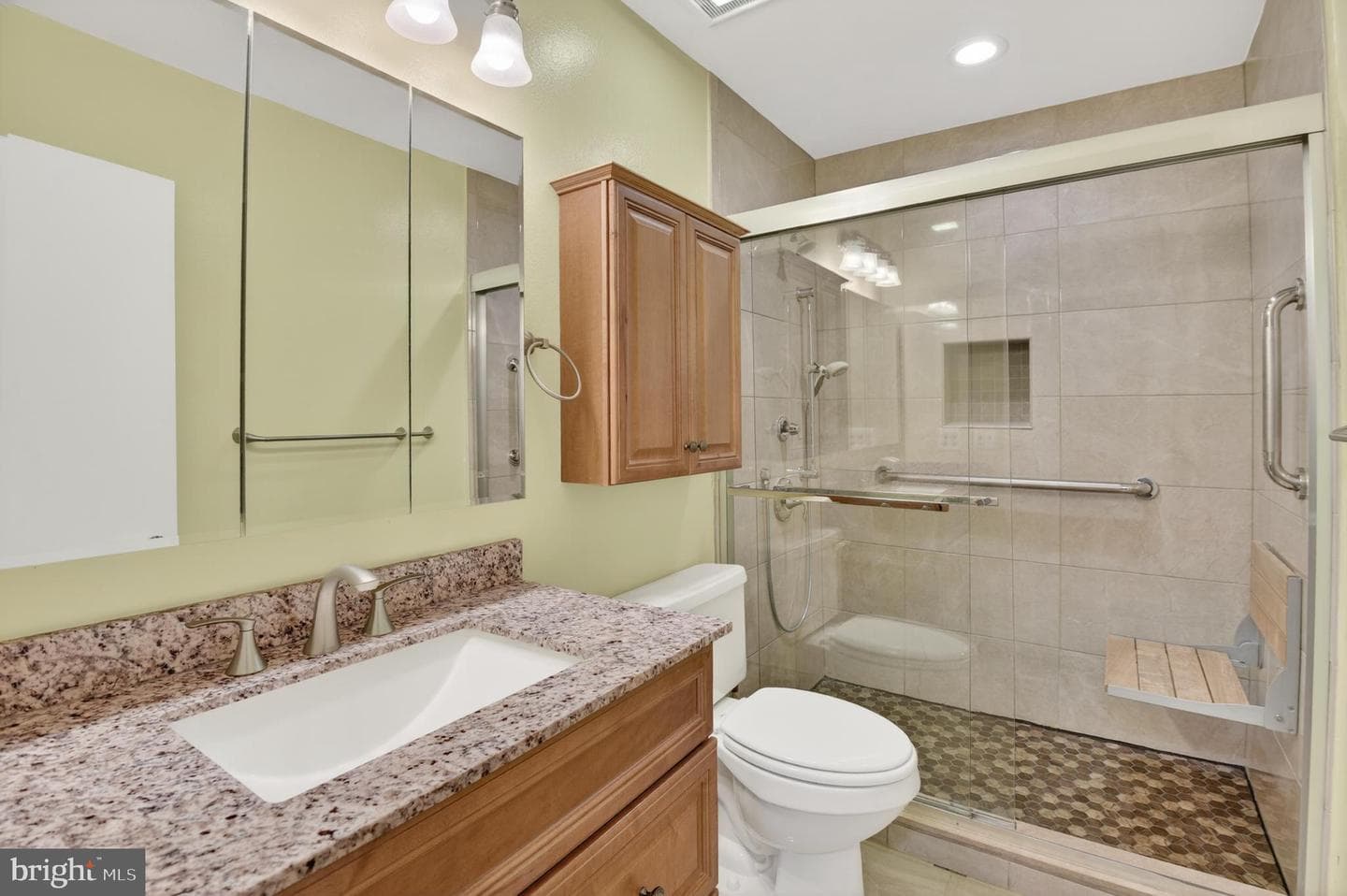 14602 Deerhurst Terrace #209-B photo 19
