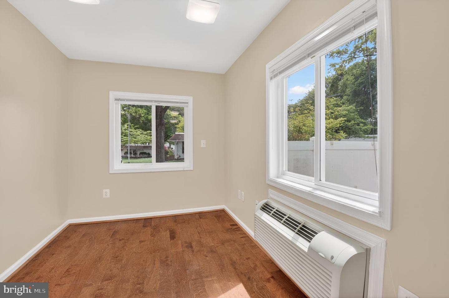 14602 Deerhurst Terrace #209-B photo 24