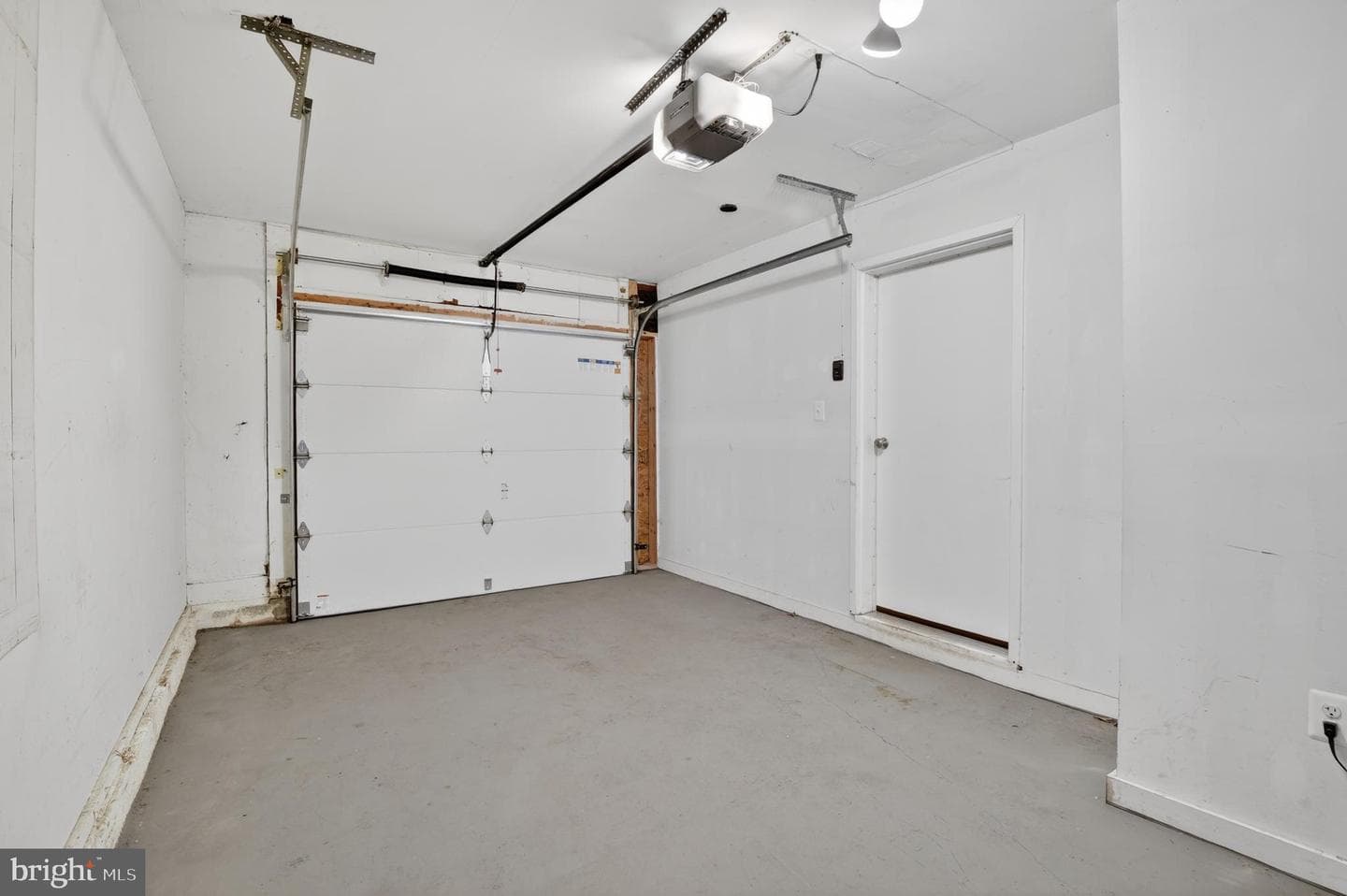 14602 Deerhurst Terrace #209-B photo 26